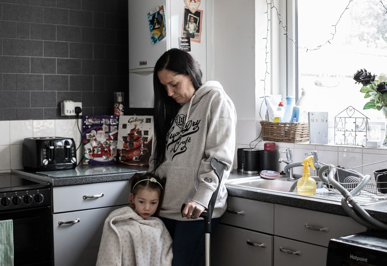 Gemma Carter with her daughter in the kitchen