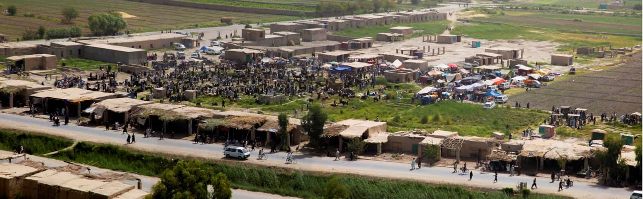 A panoramic view of a market in Nawa